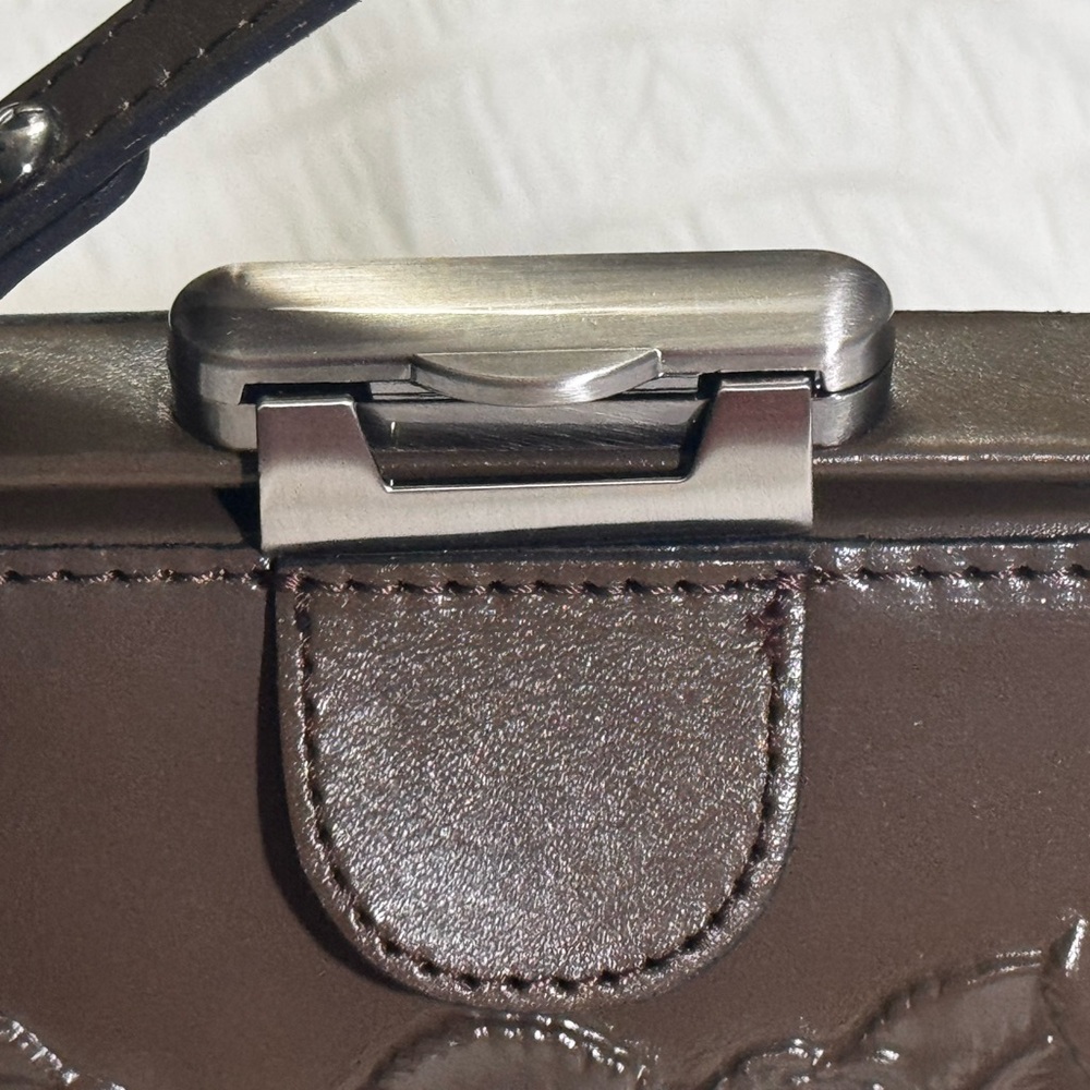 Patricia Nash Gracchi rose tooled mushroom color handbag brand new reg $ 279 - Picture 5 of 12